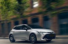 toyota corolla hatchback na operativny leasing 